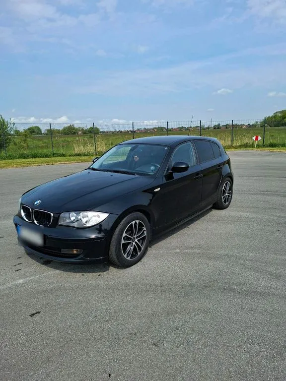 BMW 120