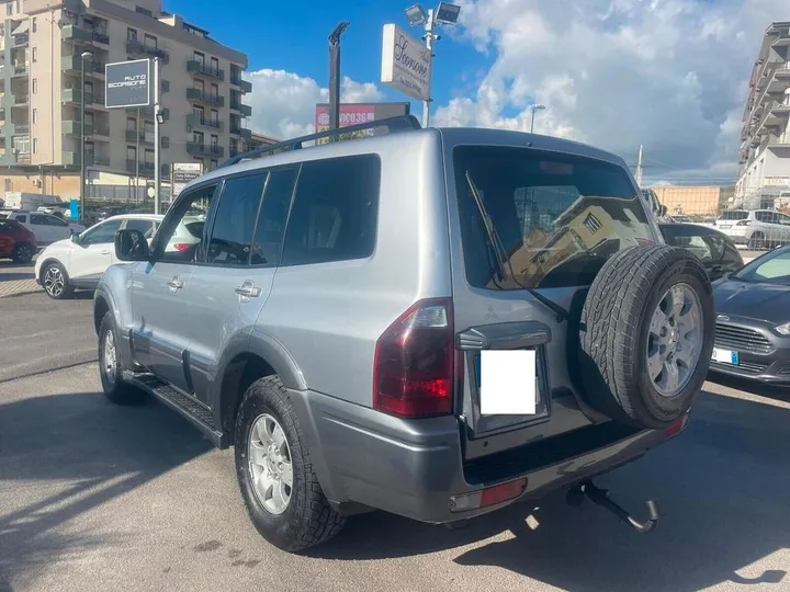 Mitsubishi Pajero