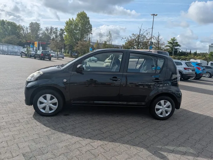 Daihatsu Sirion