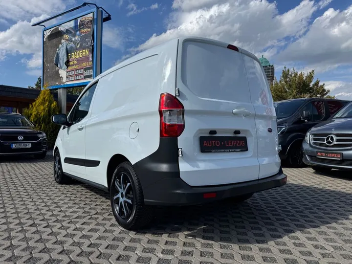 Ford Transit Courier