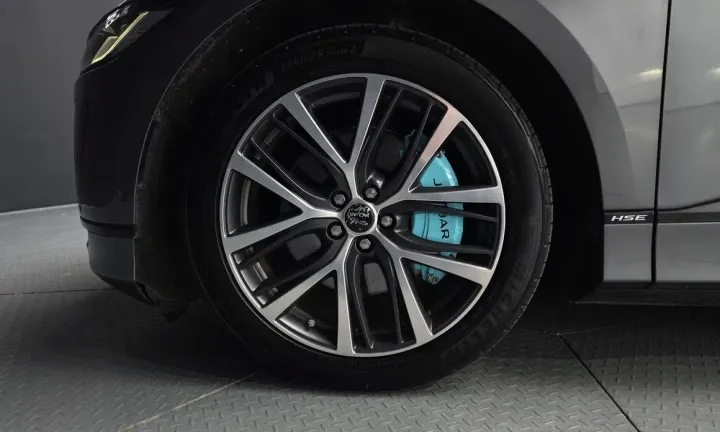 Jaguar I-PACE