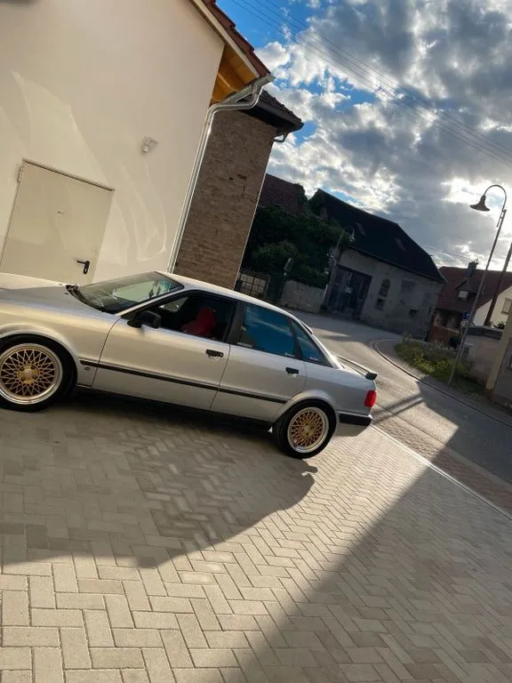 Audi 80