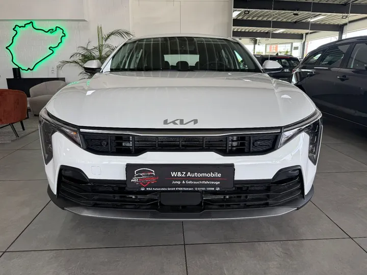 Kia K4
