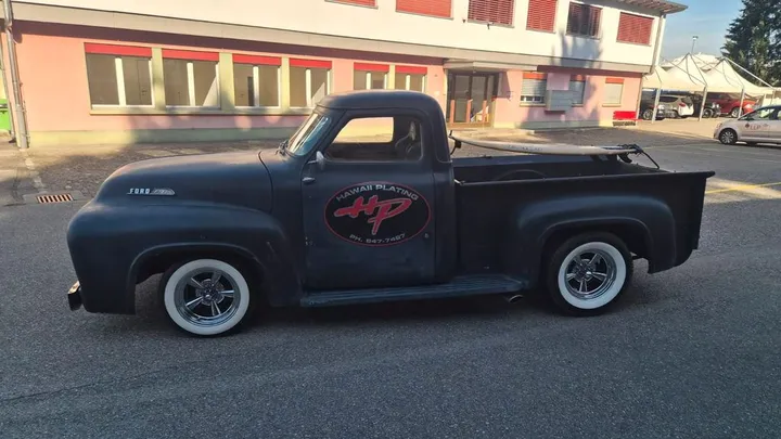 Ford F 100