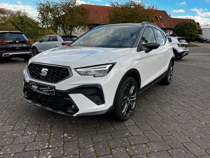 Seat Arona