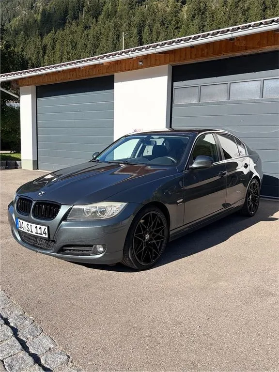 BMW 325