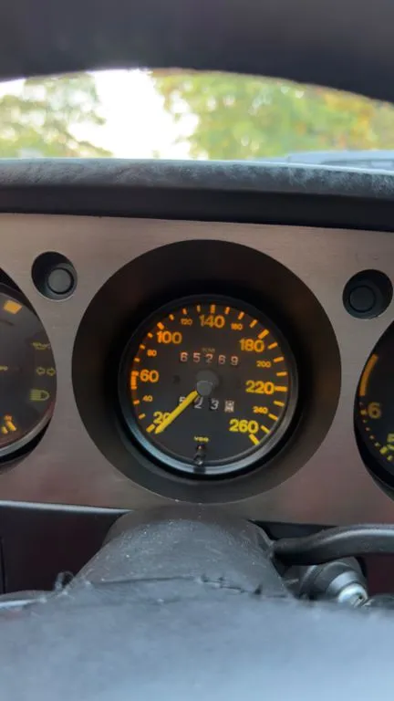 Porsche 944