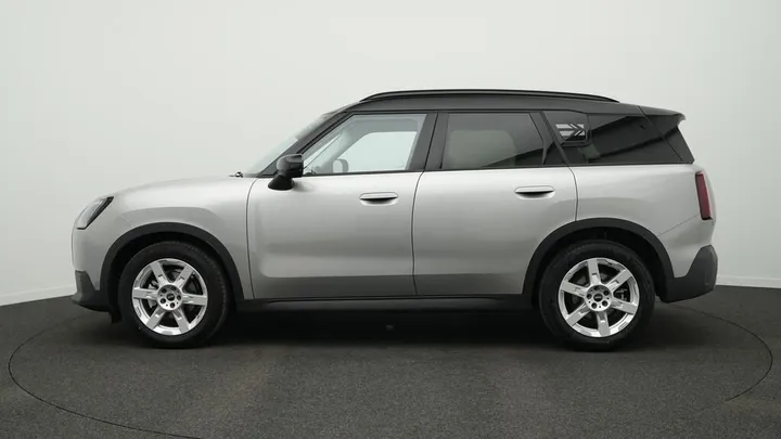 MINI Countryman D (Cooper)