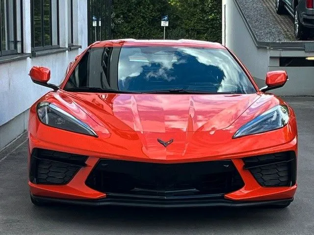 Corvette C8
