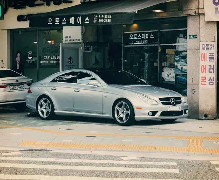 Mercedes-Benz CLS-Class
