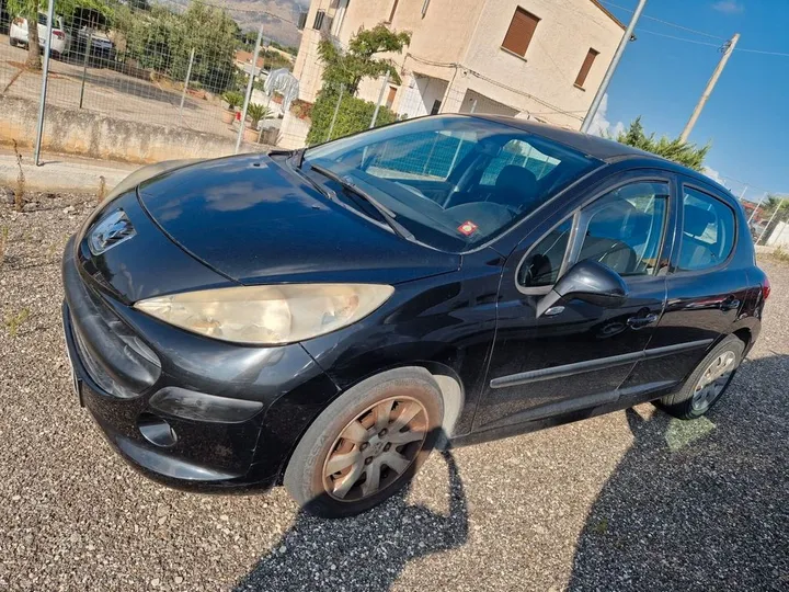 Peugeot 207