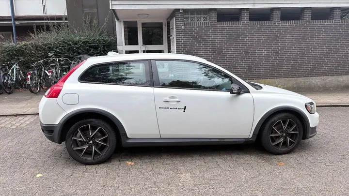 Volvo C30