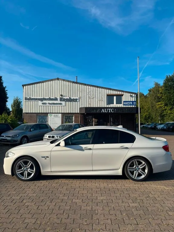 BMW 525