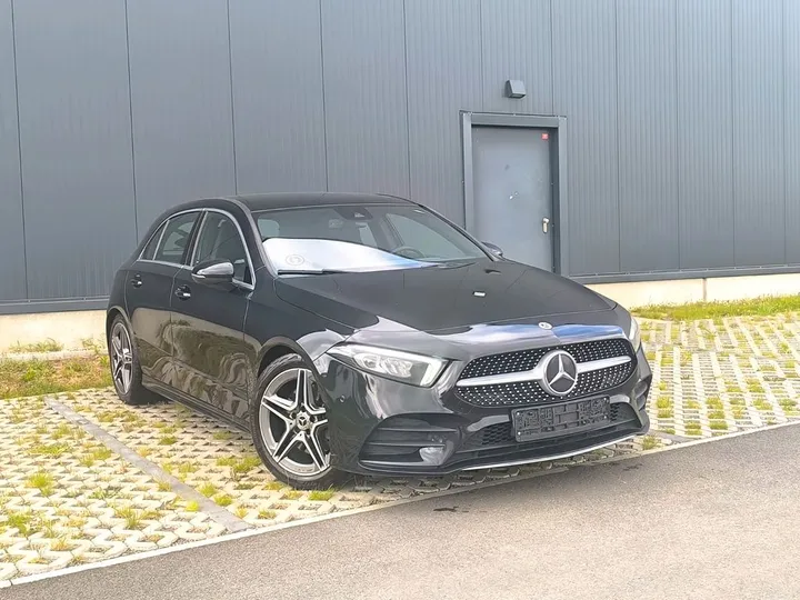 Mercedes-Benz A 220