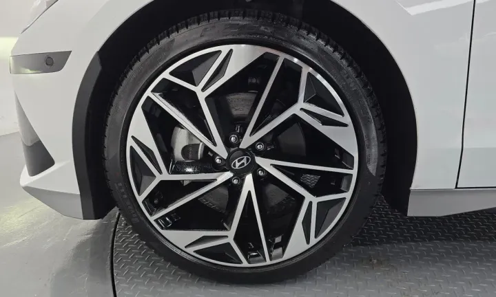 Hyundai Ioniq6