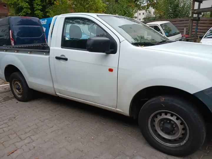 Isuzu D-Max