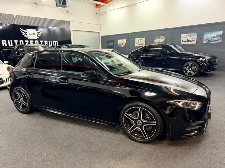 Mercedes-Benz A 220