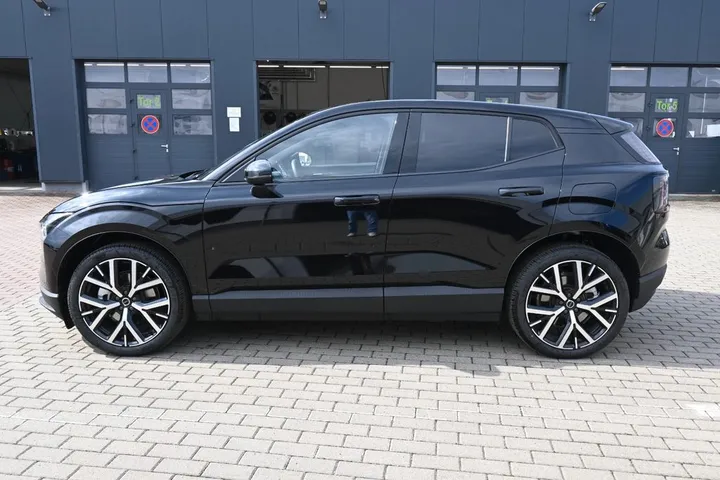 Volvo EX30
