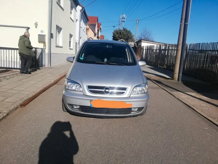 Opel Zafira