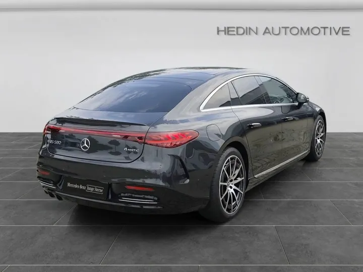 Mercedes-Benz EQS