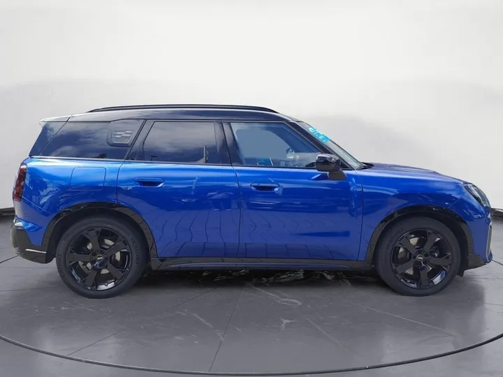 MINI Countryman D (Cooper)
