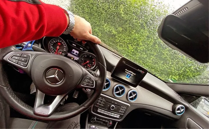 Mercedes-Benz CLA 220