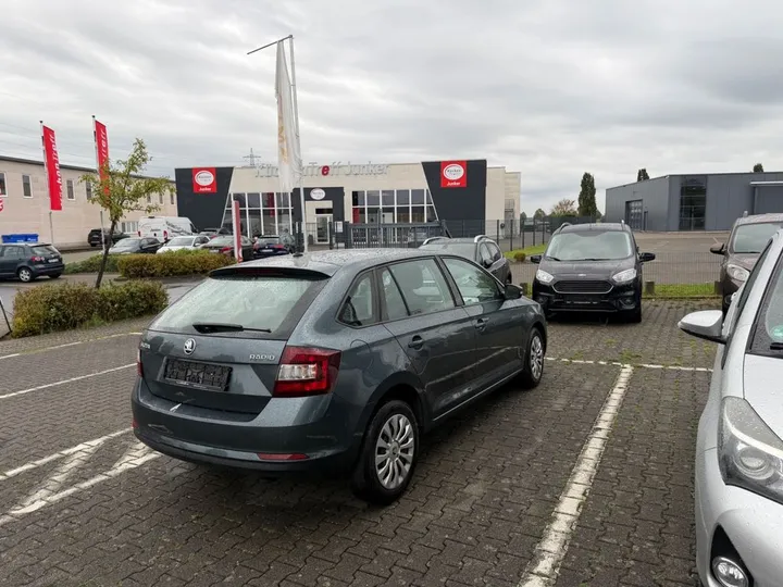Škoda Rapid