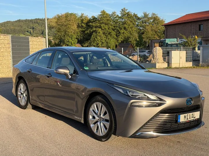 Toyota Mirai