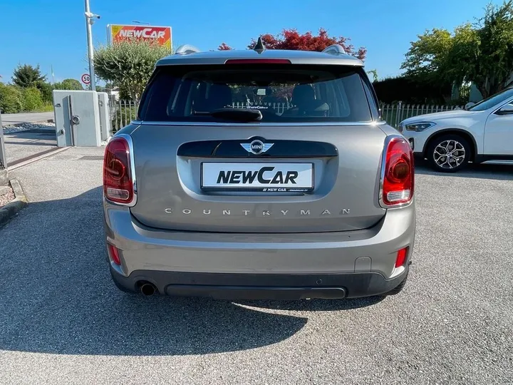 MINI One D Countryman