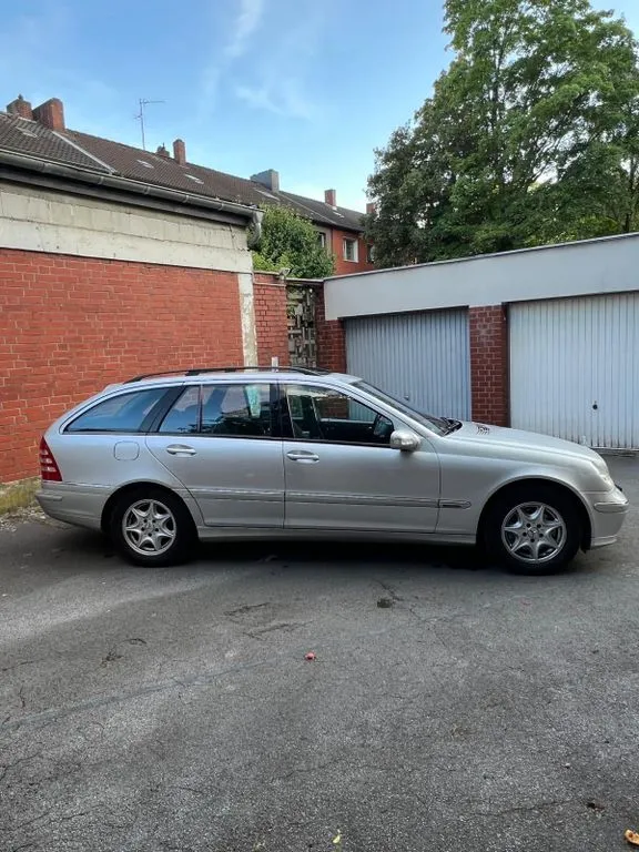 Mercedes-Benz C 200