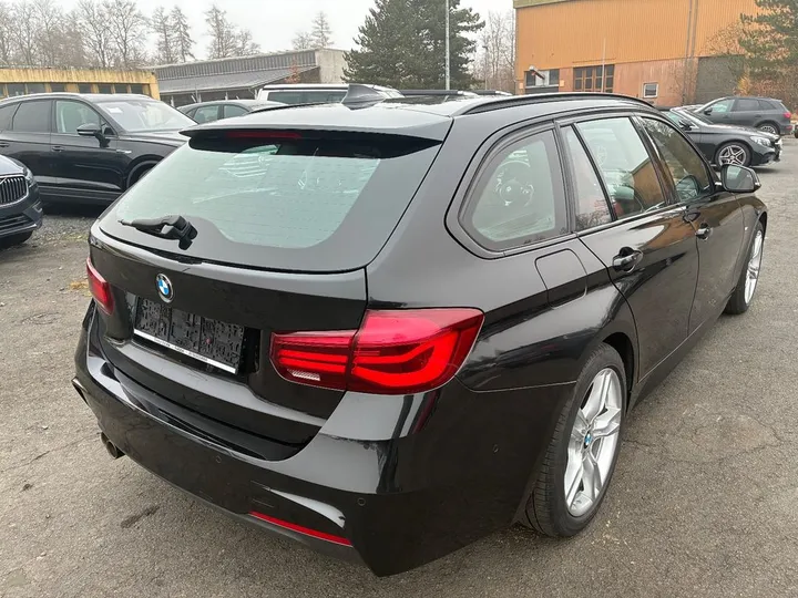BMW 335