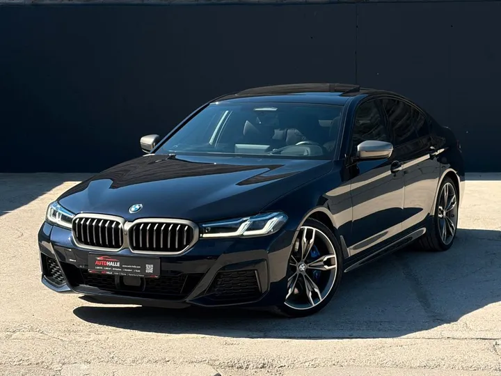 BMW M550