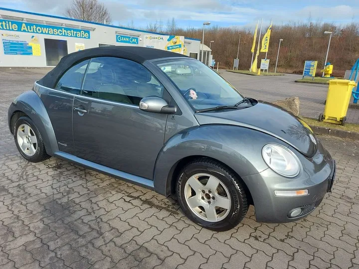 Volkswagen New Beetle