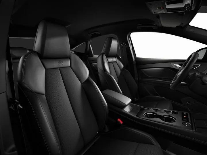 Audi Q4