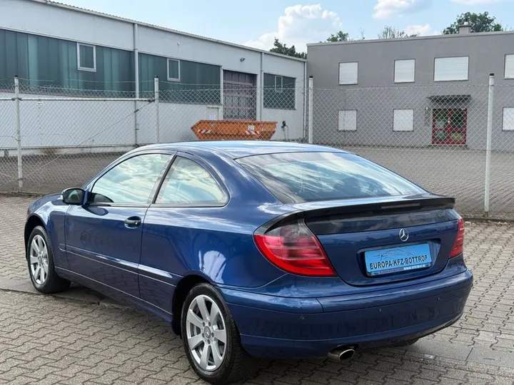 Mercedes-Benz C 200