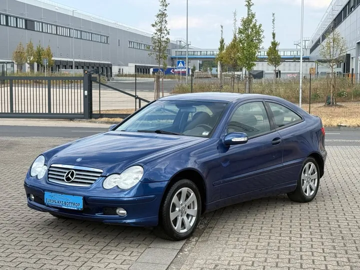 Mercedes-Benz C 200