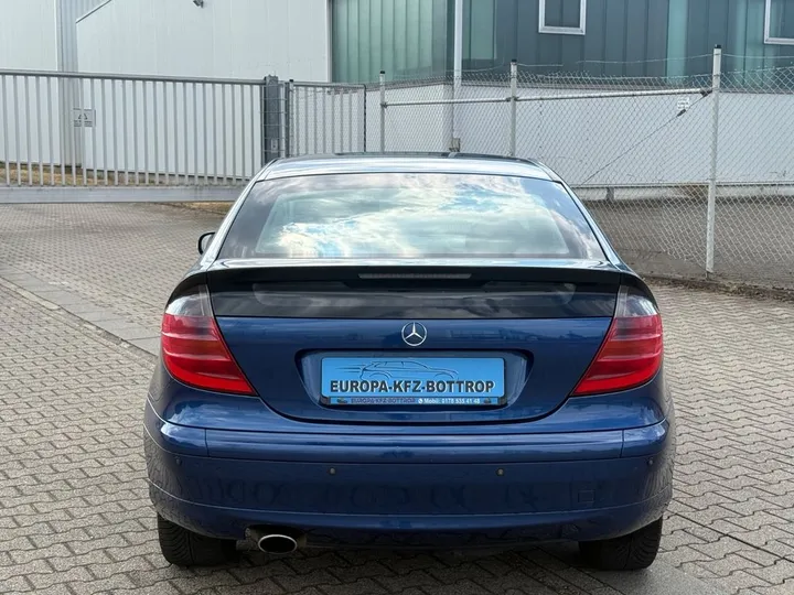 Mercedes-Benz C 200