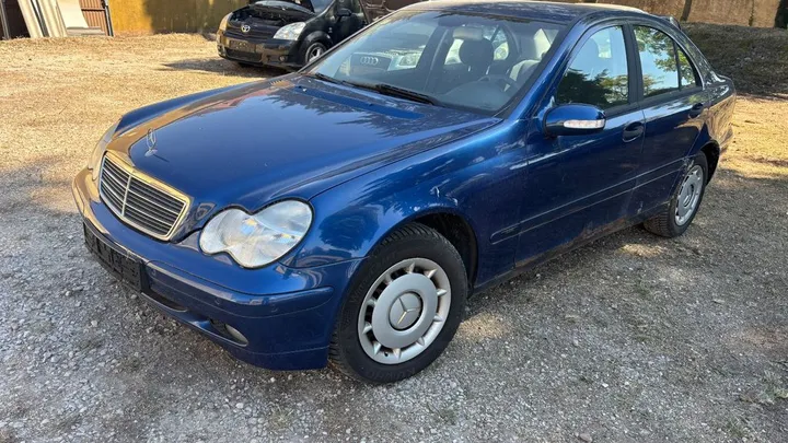 Mercedes-Benz C 180