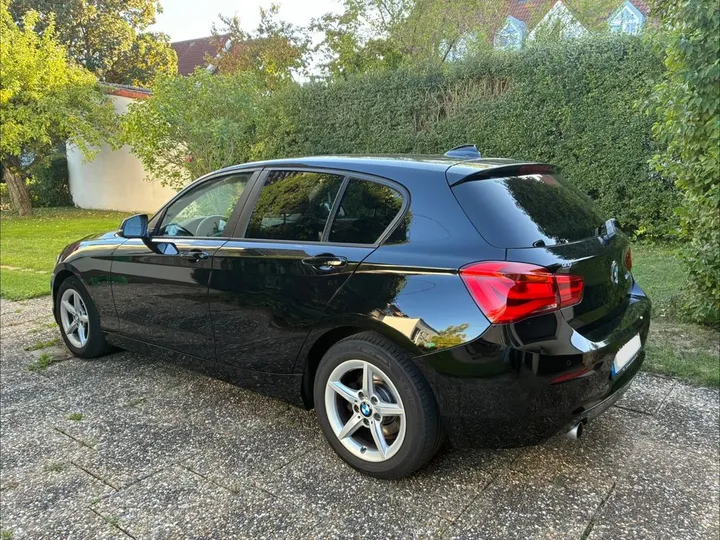 BMW 118