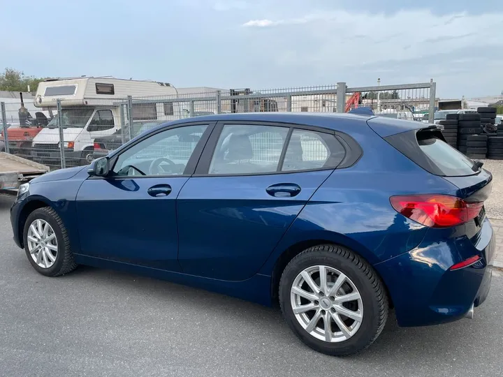 BMW 118