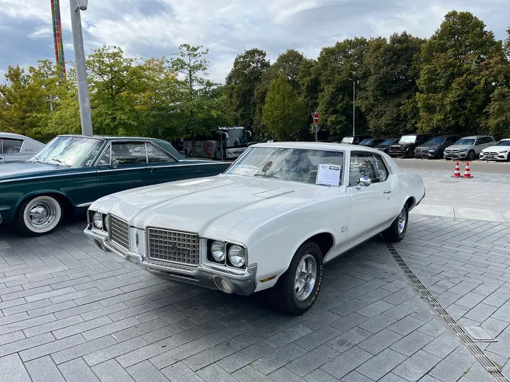 Oldsmobile Cutlass