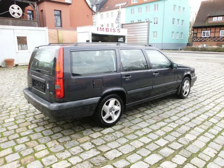 Volvo 850