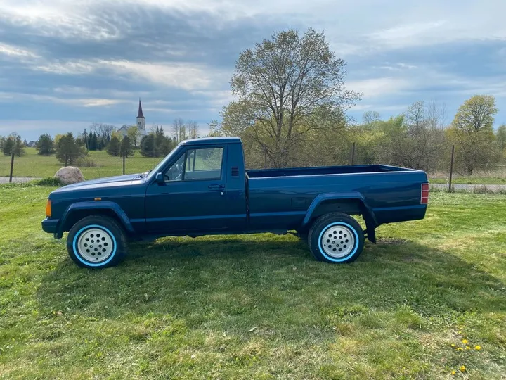 Jeep Comanche