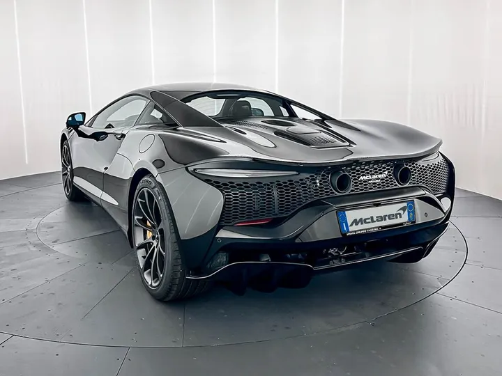 McLaren Artura