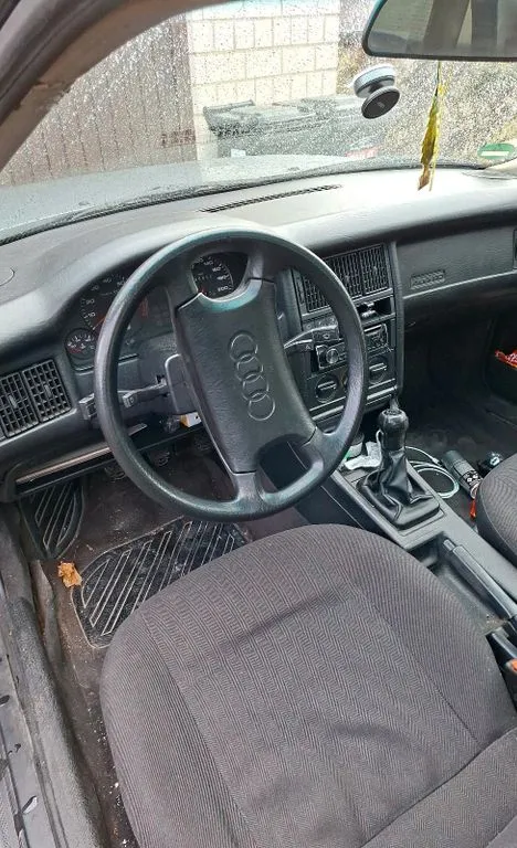 Audi 80