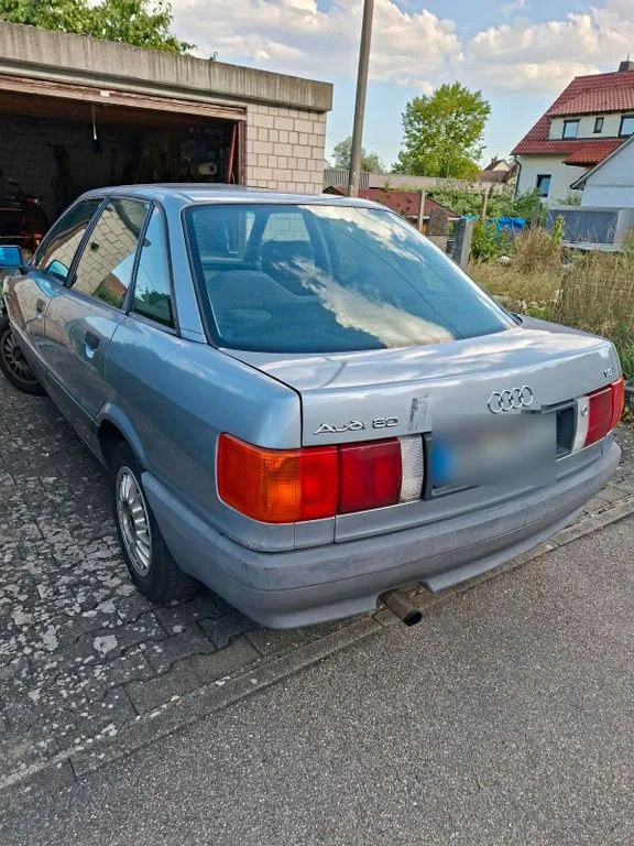 Audi 80