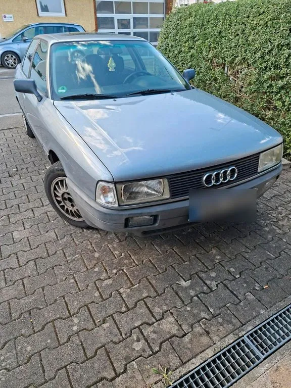 Audi 80