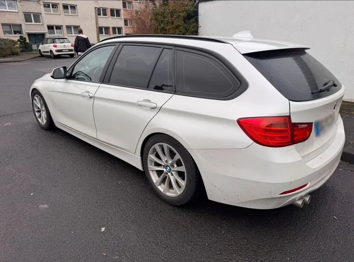 BMW 335
