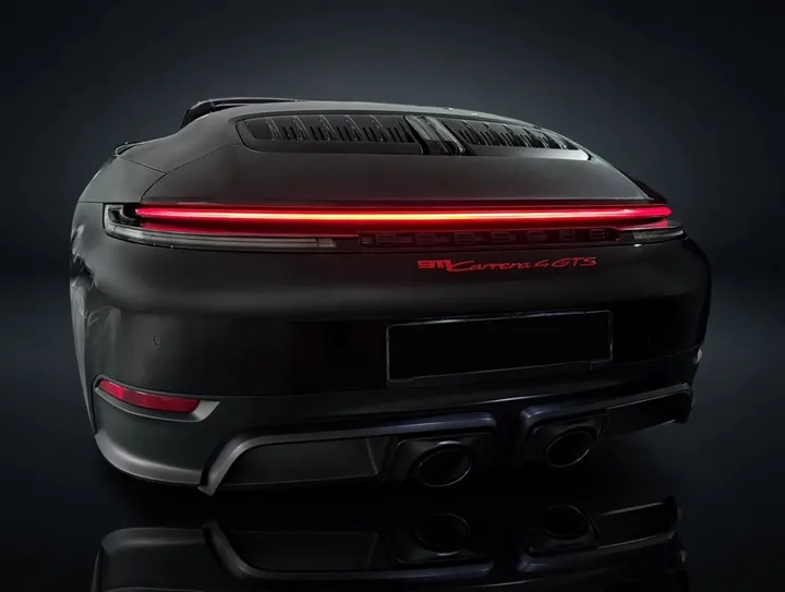 Porsche 992