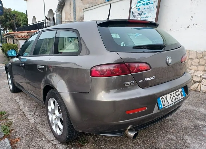 Alfa Romeo 159